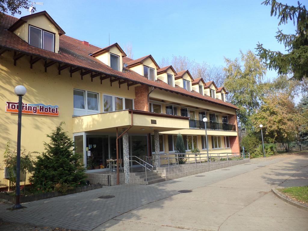 Touring Hotel Berekfurdo Exterior photo